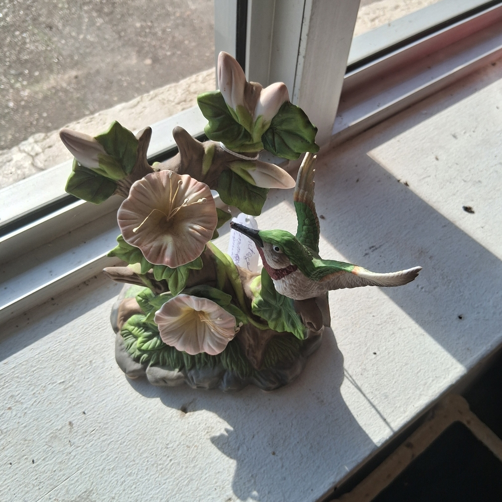 Hummingbird and Morning Glory Figurine. Small Chip Of Beak, Barely Visible.